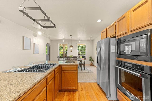 654 9th Avenue, Fox Island, WA 98333