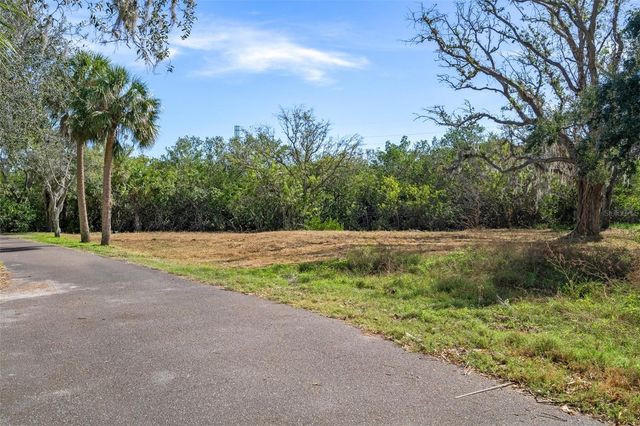 IRWIN STREET, Safety Harbor, FL 34695