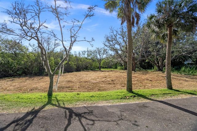 IRWIN STREET, Safety Harbor, FL 34695