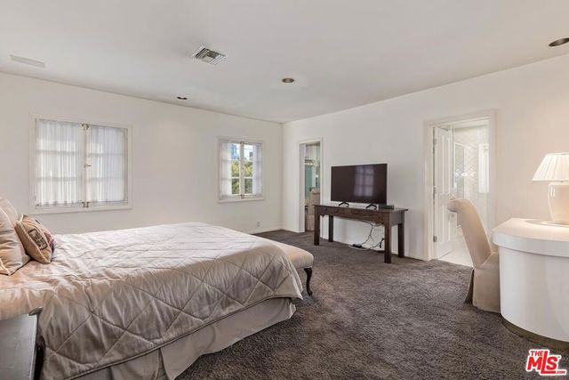219 S McCarty Drive, Beverly Hills, CA 90212