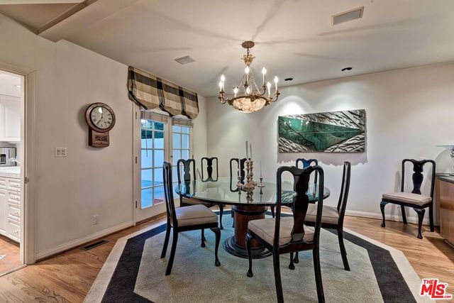 219 S McCarty Drive, Beverly Hills, CA 90212