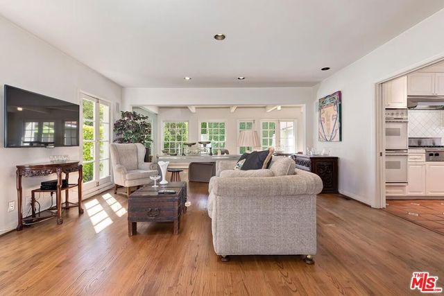 219 S McCarty Drive, Beverly Hills, CA 90212