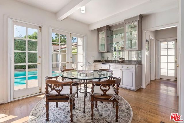 219 S McCarty Drive, Beverly Hills, CA 90212