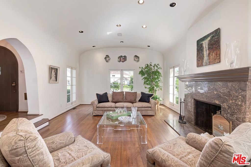 219 S McCarty Drive, Beverly Hills, CA 90212 — photo 5