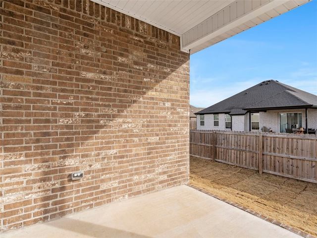 4628 W Aurora Street, Fayetteville, AR 72704