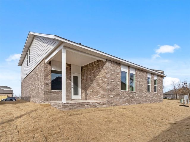 4628 W Aurora Street, Fayetteville, AR 72704