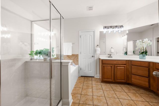 14429 American Kestrel DR, Austin, TX 78738