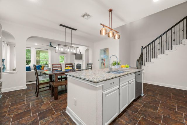 14429 American Kestrel DR, Austin, TX 78738