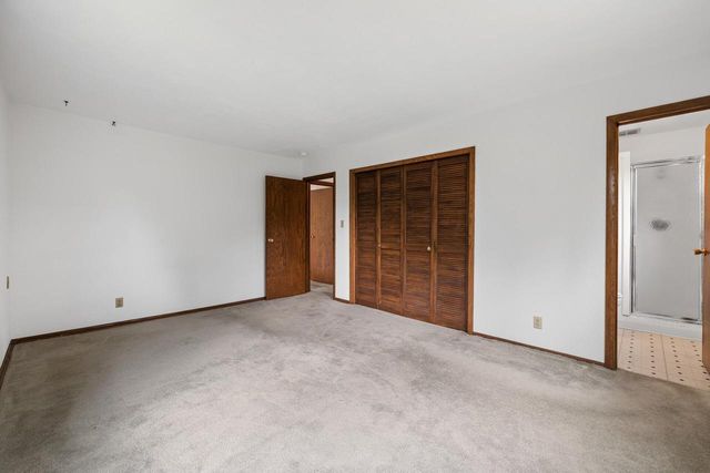 W378N5832 Farmwood HEIGHTS, Oconomowoc, WI 53066