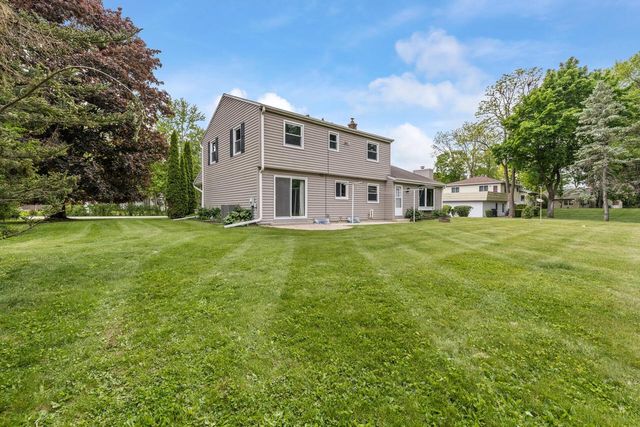 W378N5832 Farmwood HEIGHTS, Oconomowoc, WI 53066