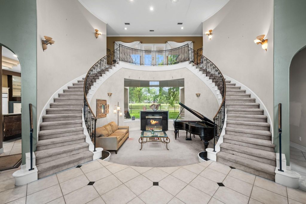 7707 Tiburon Trail, Sugar Land, TX 77479