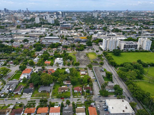 26TH ST, Miami, FL 33142