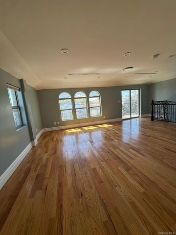 13421 158th Street 2, Jamaica, NY 11434