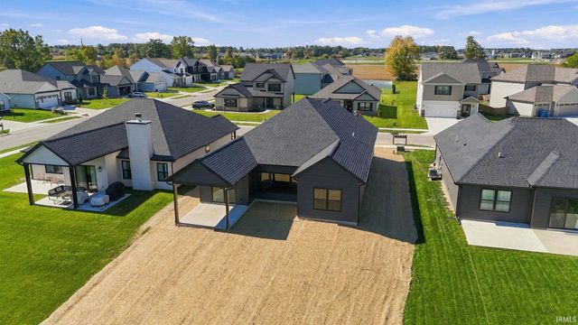942 Arthur Heights Drive, Fort Wayne, IN 46818