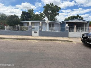 27 Chula Vista Lane, Nogales, AZ 85621