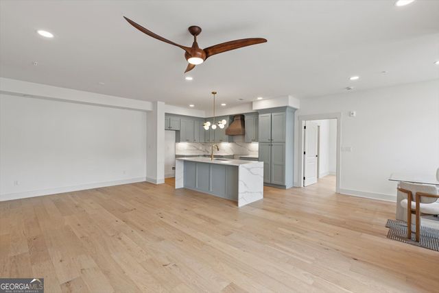 1050 Blair Lane 203, Peachtree City, GA 30269