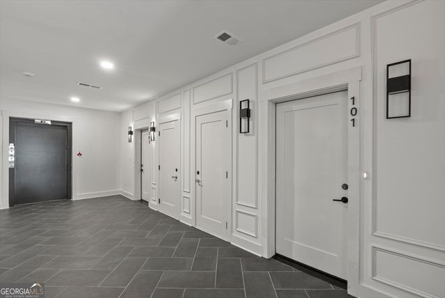1050 Blair Lane 203, Peachtree City, GA 30269