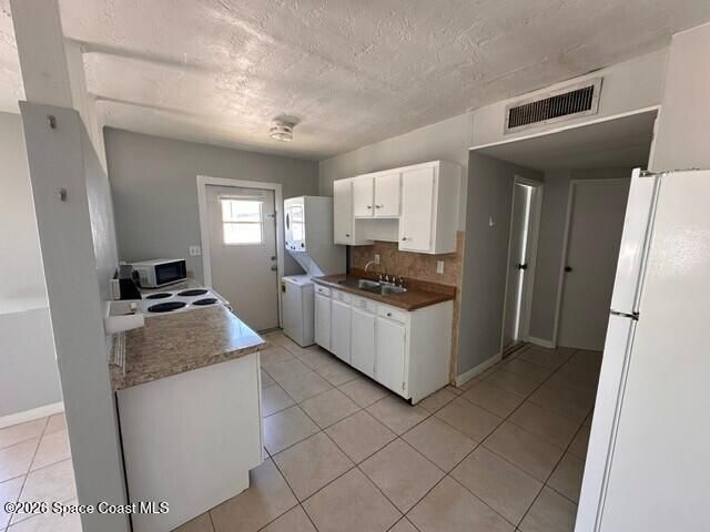 411 Jefferson Avenue, Cape Canaveral, FL 32920