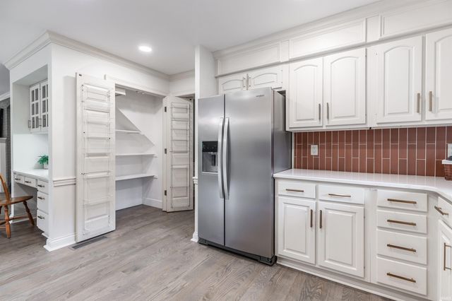 7416 E Sycamore Street, Evansville, IN 47715