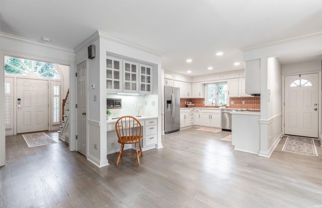 7416 E Sycamore Street, Evansville, IN 47715