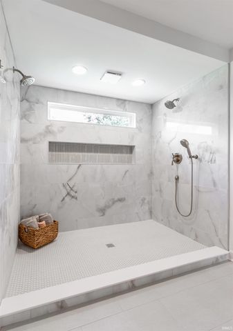 7416 E Sycamore Street, Evansville, IN 47715