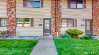 11 Coronado Drive 11, Newington, CT 06111