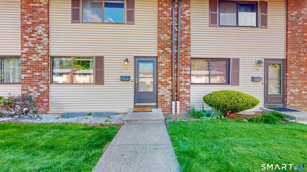 11 Coronado Drive 11, Newington, CT 06111