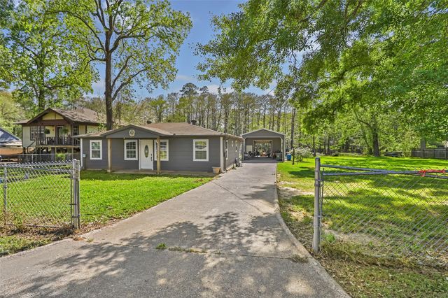 218 Waterfall Drive, Huffman, TX 77336