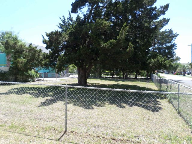 1421 Havens Dr., North Myrtle Beach, SC 29582