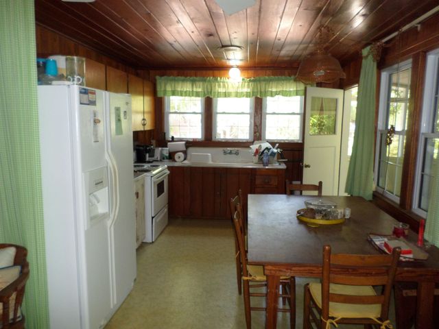 1421 Havens Dr., North Myrtle Beach, SC 29582