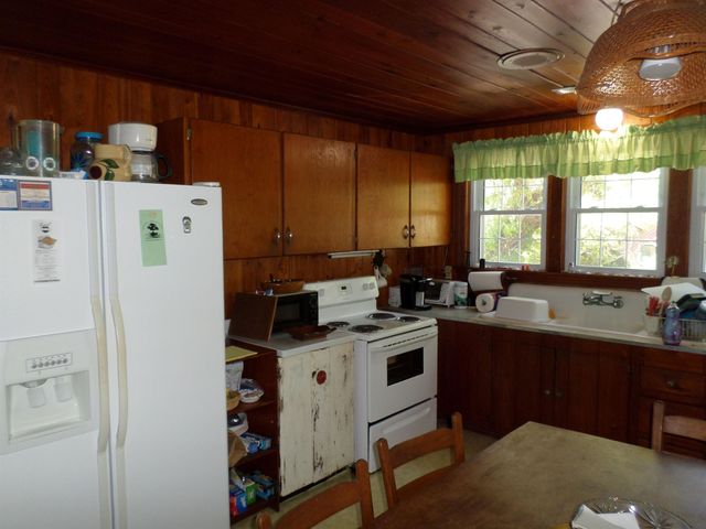 1421 Havens Dr., North Myrtle Beach, SC 29582