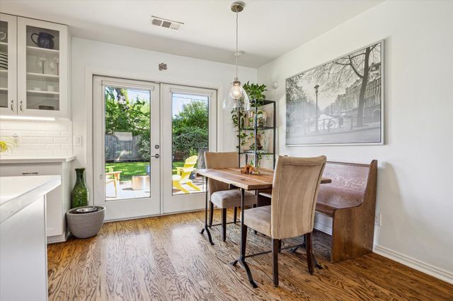 2402 Bron Holly Dr, Houston, TX 77018