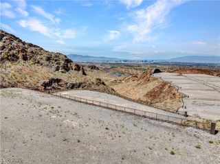 36 High Knoll Court, Henderson, NV 89012