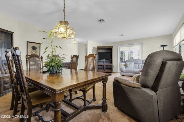 6A Berwick Street, Manchester, NJ 08759