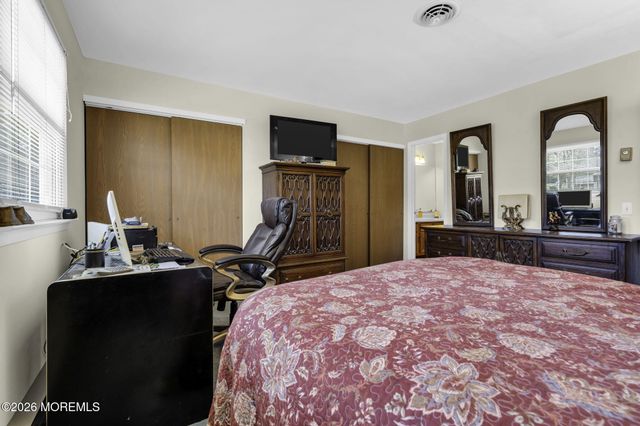 6A Berwick Street, Manchester, NJ 08759