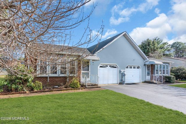 6A Berwick Street, Manchester, NJ 08759