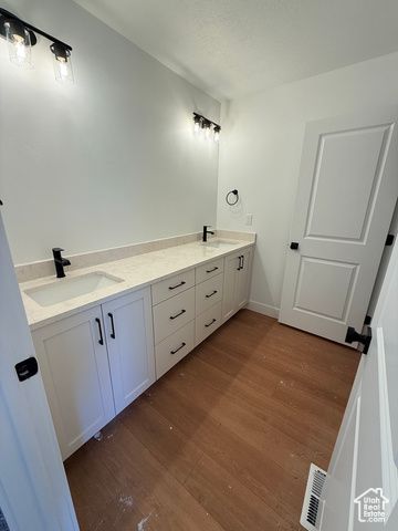 730 E 1250 S, Hyrum, UT 84319