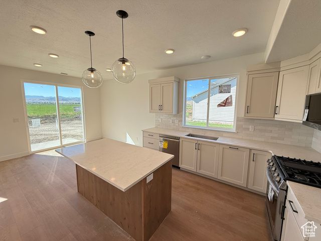 730 E 1250 S, Hyrum, UT 84319