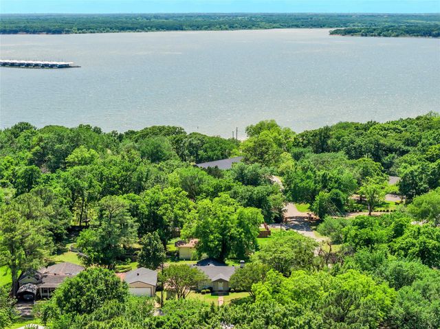 14 Hancock Lane, Pottsboro, TX 75076