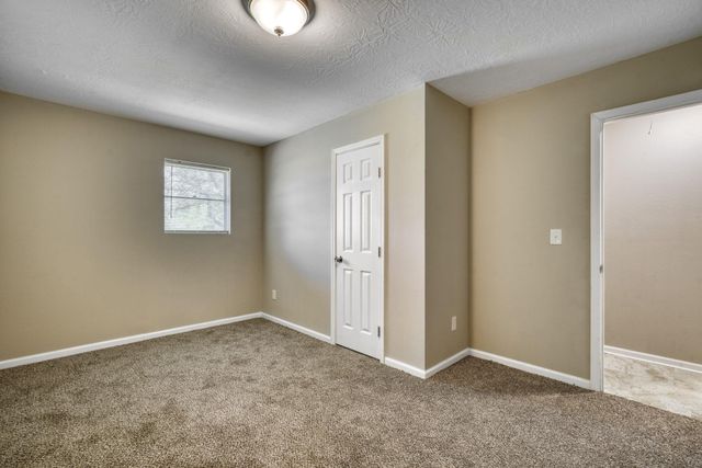 5085 Highway 75 S, Madisonville, TX 77864