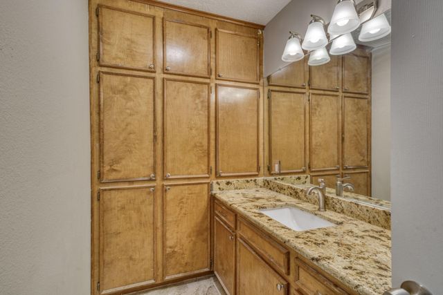 5085 Highway 75 S, Madisonville, TX 77864