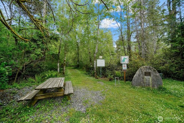 11508 Claussen Road, Anderson Island, WA 98303