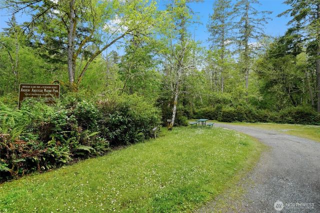11508 Claussen Road, Anderson Island, WA 98303