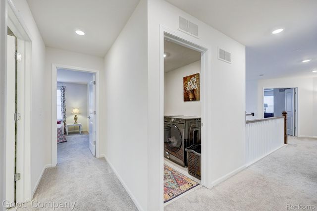 53217 Bay Laurel Lane, South Lyon, MI 48178