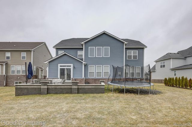 53217 Bay Laurel Lane, South Lyon, MI 48178