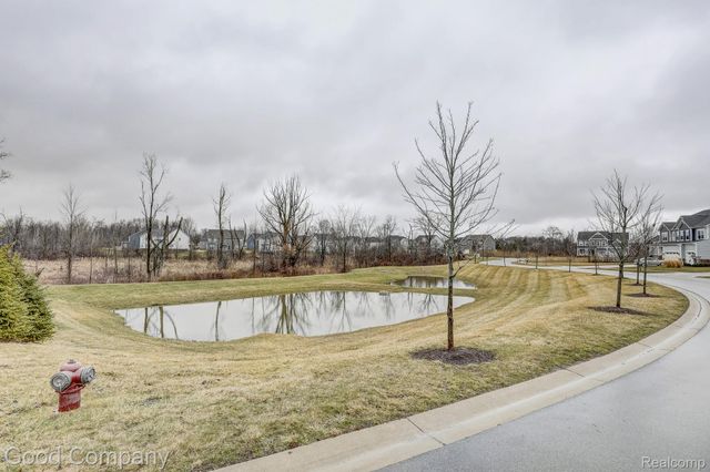 53217 Bay Laurel Lane, South Lyon, MI 48178
