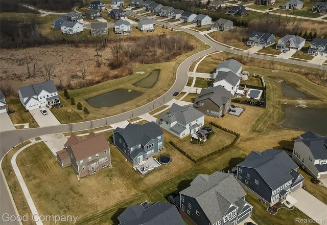53217 Bay Laurel Lane, South Lyon, MI 48178