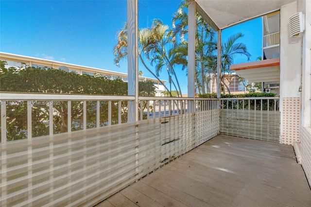 16800 NE 15th Ave 115, Miami, FL 33162