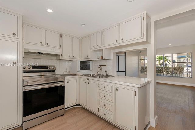 16800 NE 15th Ave 115, Miami, FL 33162