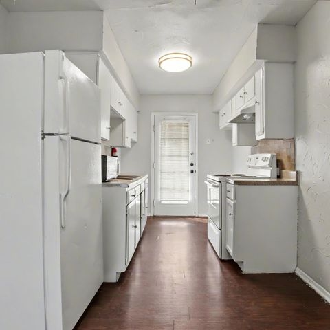 2725 Patricia Lane, Garland, TX 75041